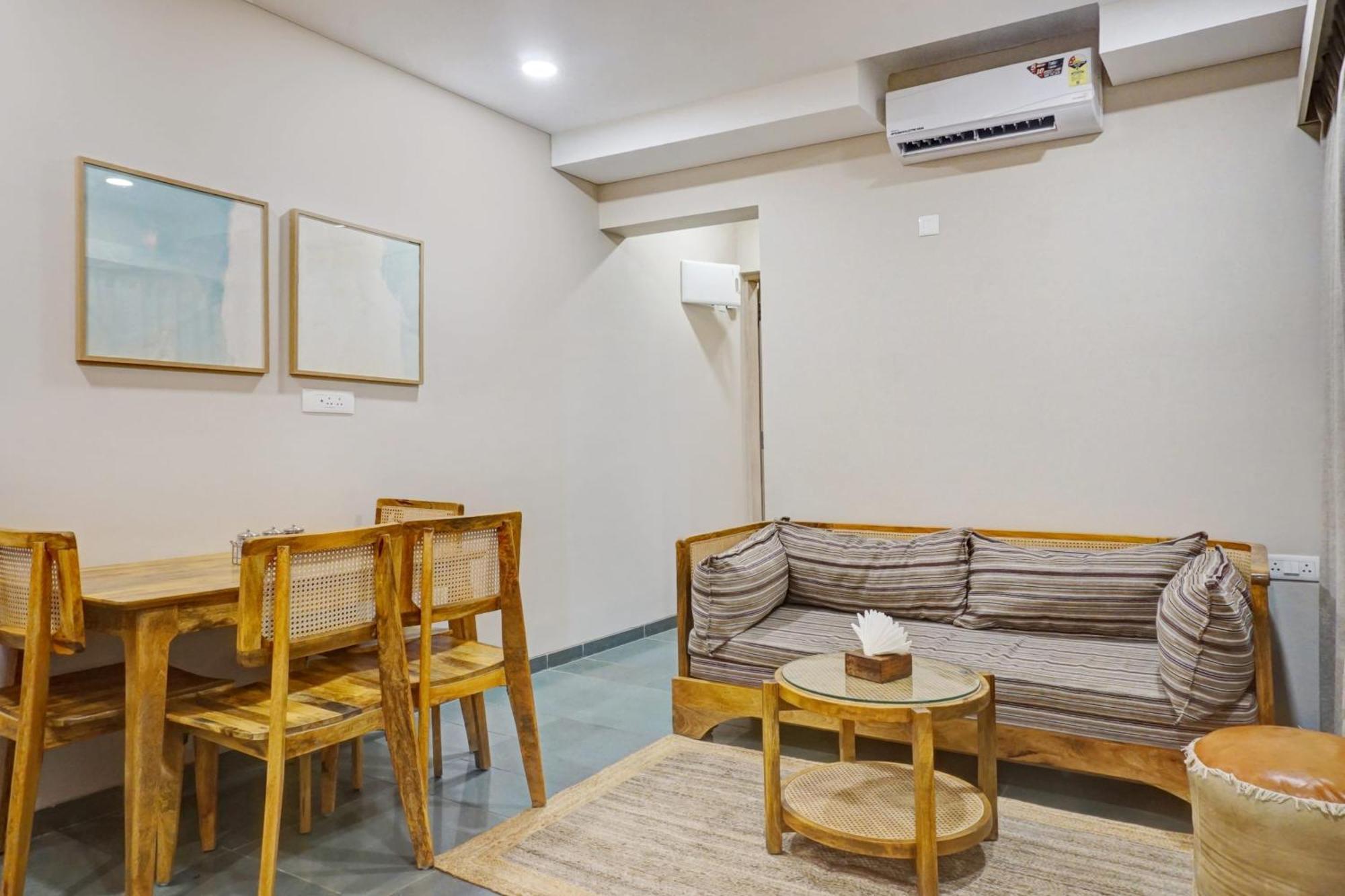 Hotel Townhouse 1354 Tattva 4*