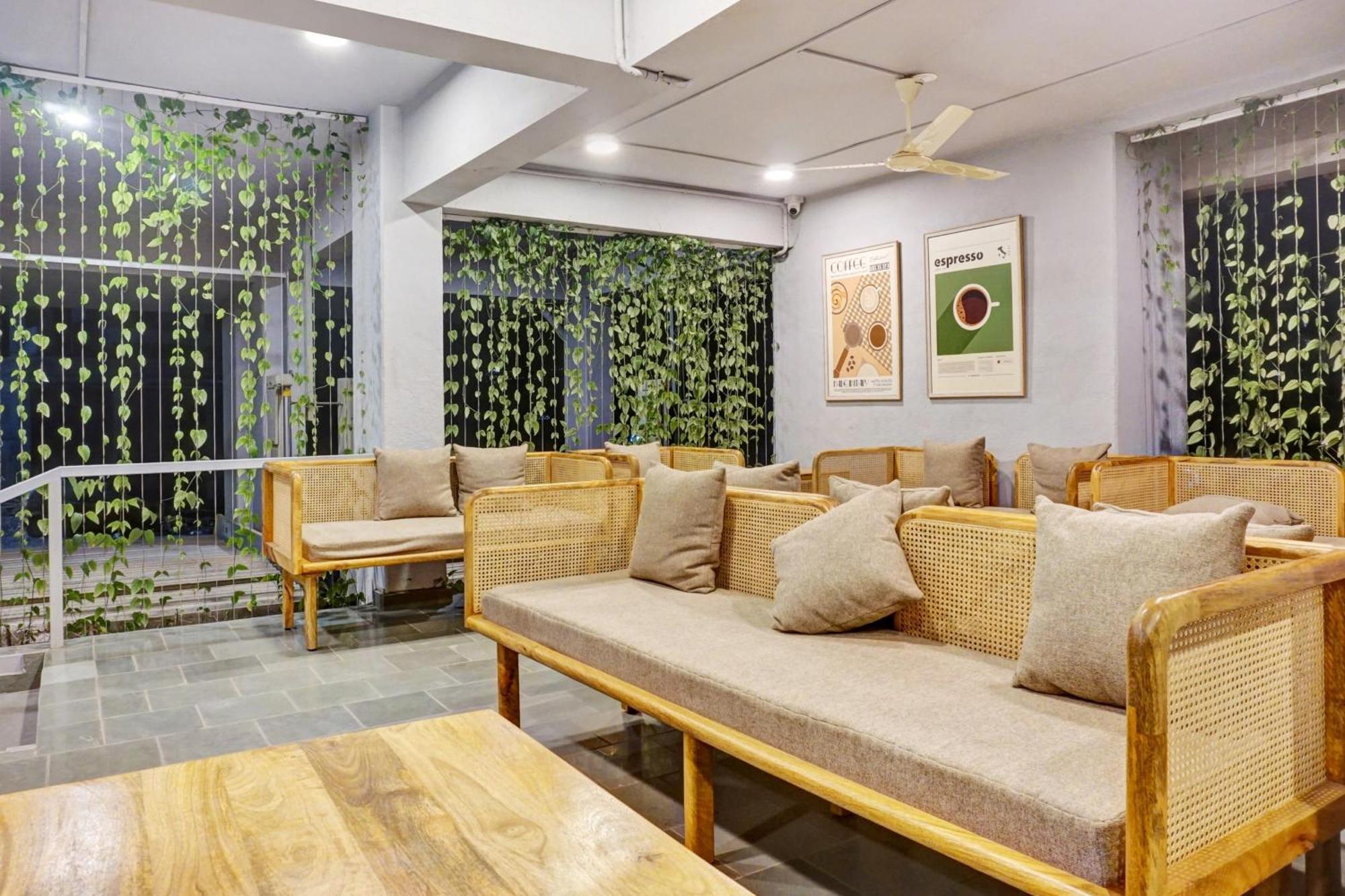 Townhouse 1354 Tattva Hotel Pune